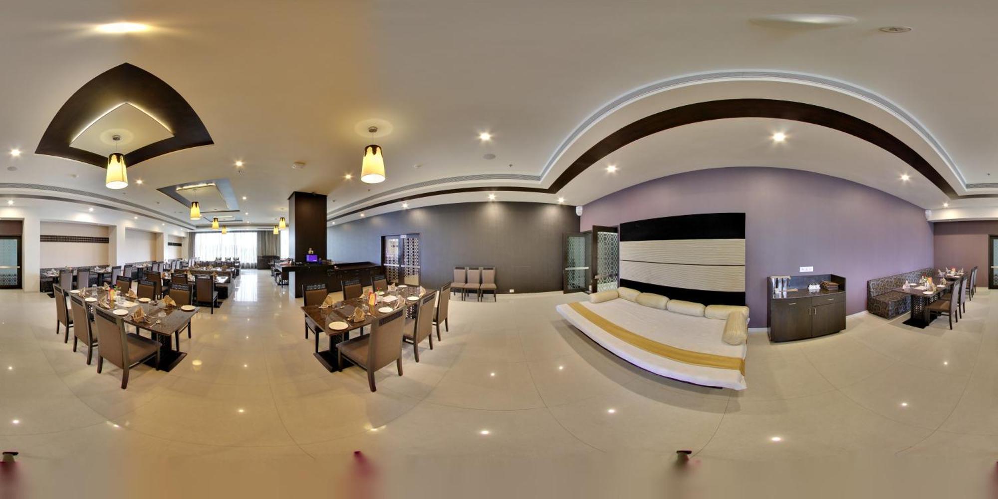 Narayani Heights, Ahmedabad Hotel Exterior foto